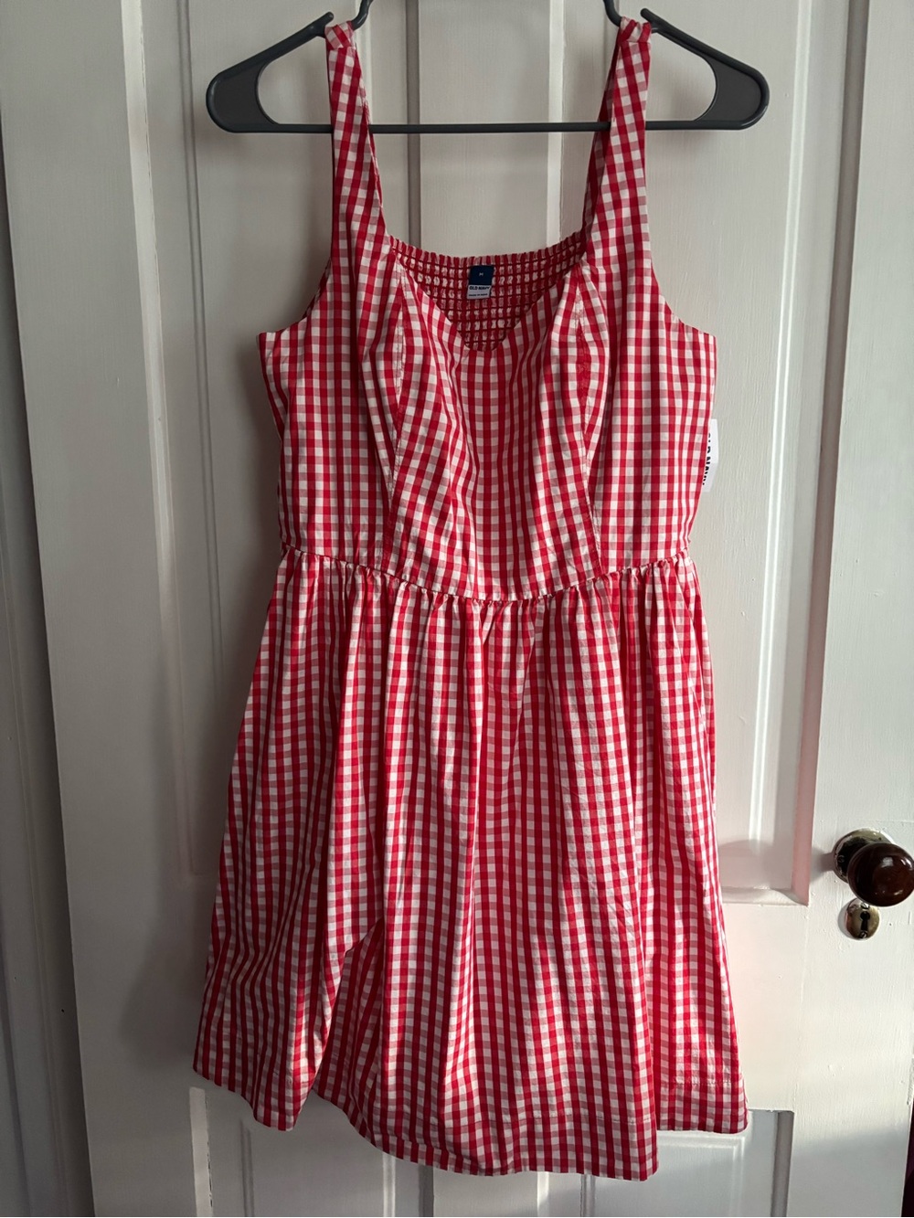 Old Navy red and white gingham dress. Size medium. NWT